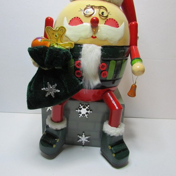 vtg Nanette Hilton Humpty Dumpty nutcracker Christmas decor 11 1/2" tall - Picture 3 of 11